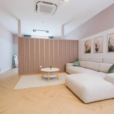 Devet Boutique 아파트 플로브디프